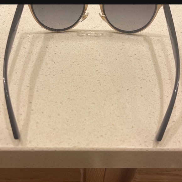 Versace Polarized Sunglasses - Picture 5 of 5